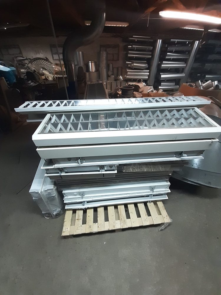 Używane przemysłowe maszyny i urządzenia