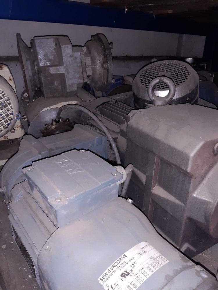 Używane przemysłowe maszyny i urządzenia