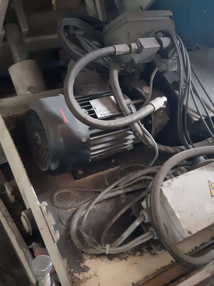 Używane przemysłowe maszyny i urządzenia